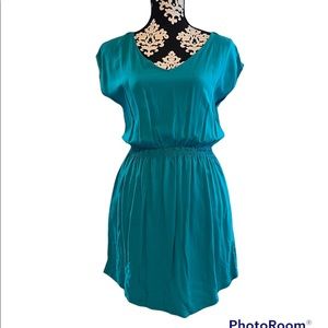 Mossimo flowy dress, teal, scoop neck, has pockets, size Large
